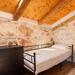 Ferienhaus Gorgeous In Vabriga With Wifi