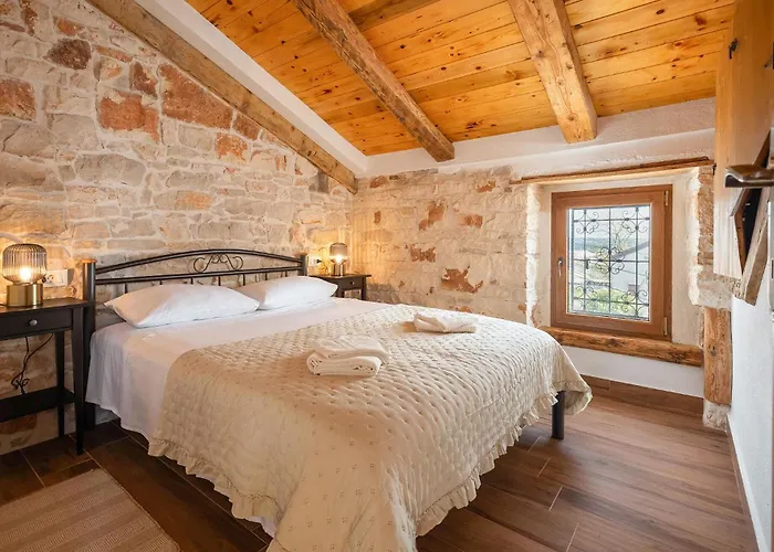 Gorgeous In Vabriga With Wifi