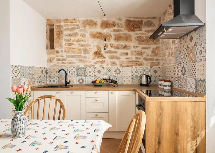 Gorgeous In Vabriga With Wifi