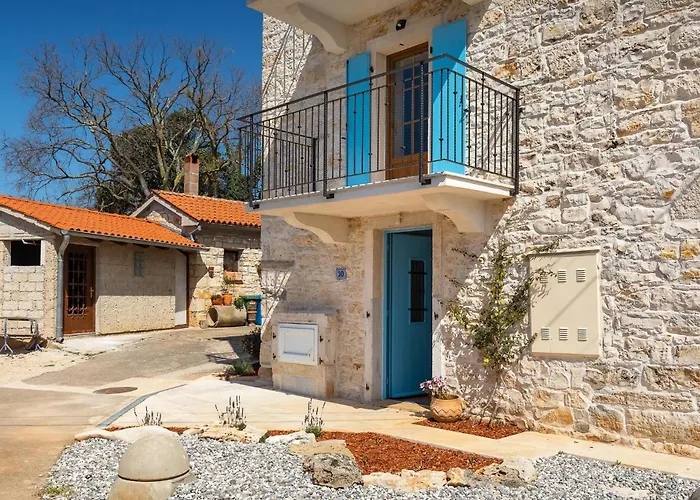 Gorgeous In Vabriga With Wifi 펜션