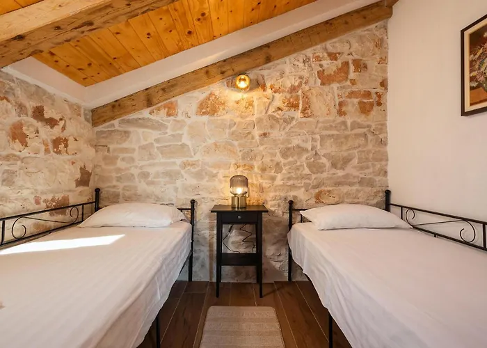 Gorgeous In Vabriga With Wifi 펜션 Tar-Vabriga